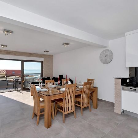 Luxury Apartment Sidro With Free Beach Parking Макарска Екстериор снимка